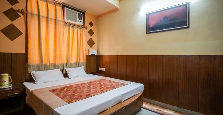 Fabexpress Alpine Hotel Agra  Exterior foto